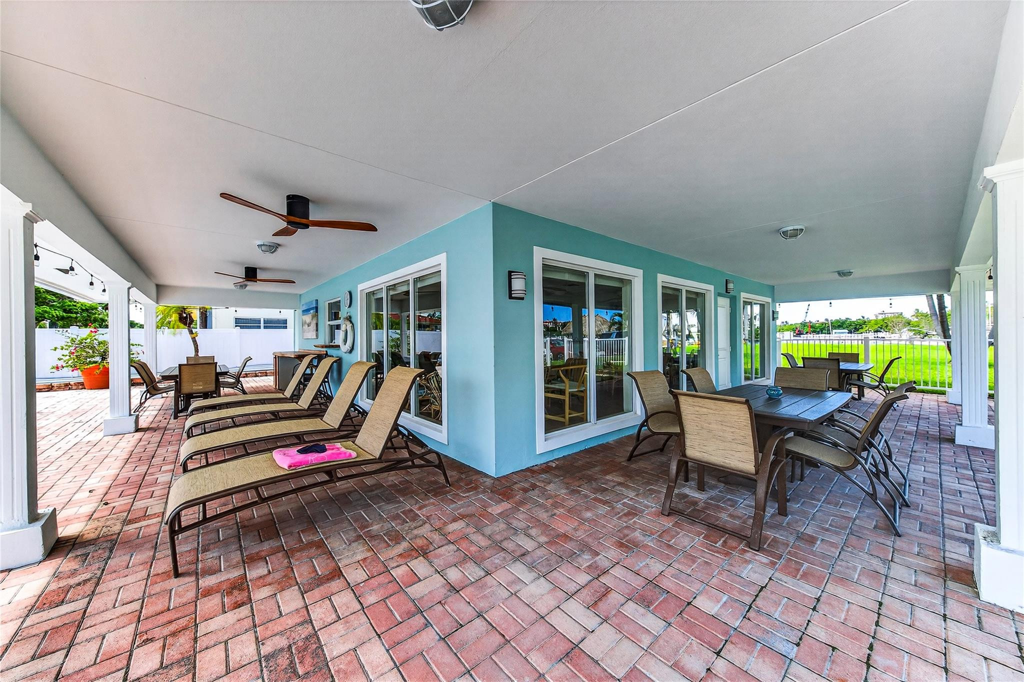 2772 Northeast 30th Avenue, Unit 8D Lighthouse Point, FL 33064 - Photo 75 of 80 Photo 75