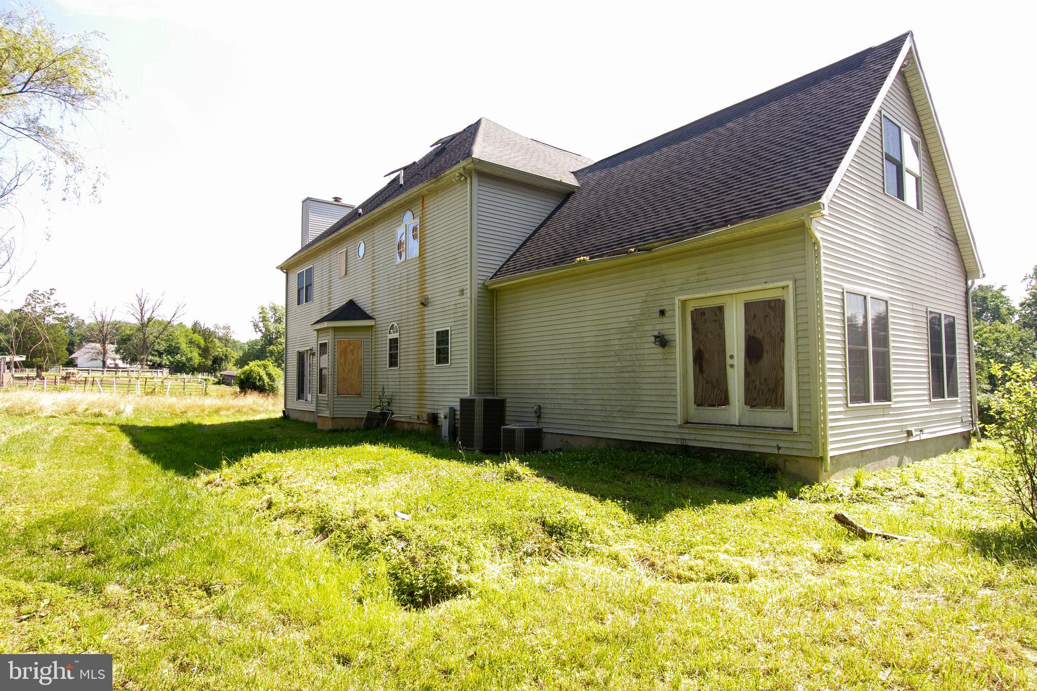 6964 Ridge Road Hanover, MD 21076 - Photo 5 of 44 Rear