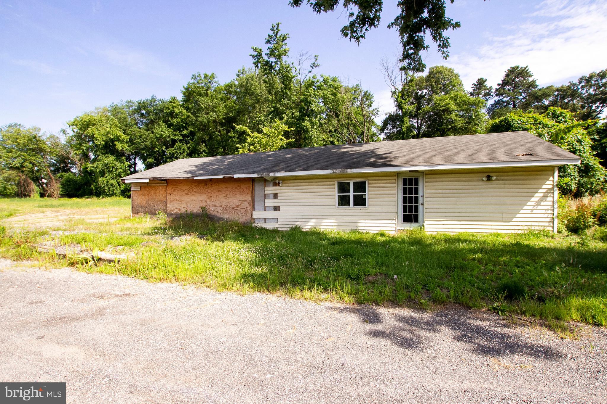 6964 Ridge Road Hanover, MD 21076 - Photo 10 of 44 Yard view