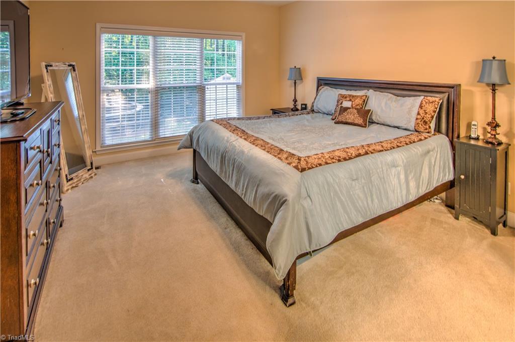 2494 Riverside Drive Lexington, NC 27292 - Photo 12 of 19 Master bedroom