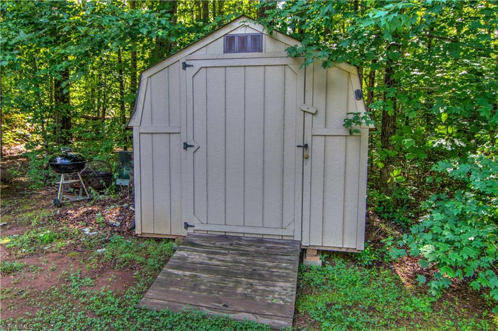 2494 Riverside Drive Lexington, NC 27292 - Photo 19 of 19 Storage building