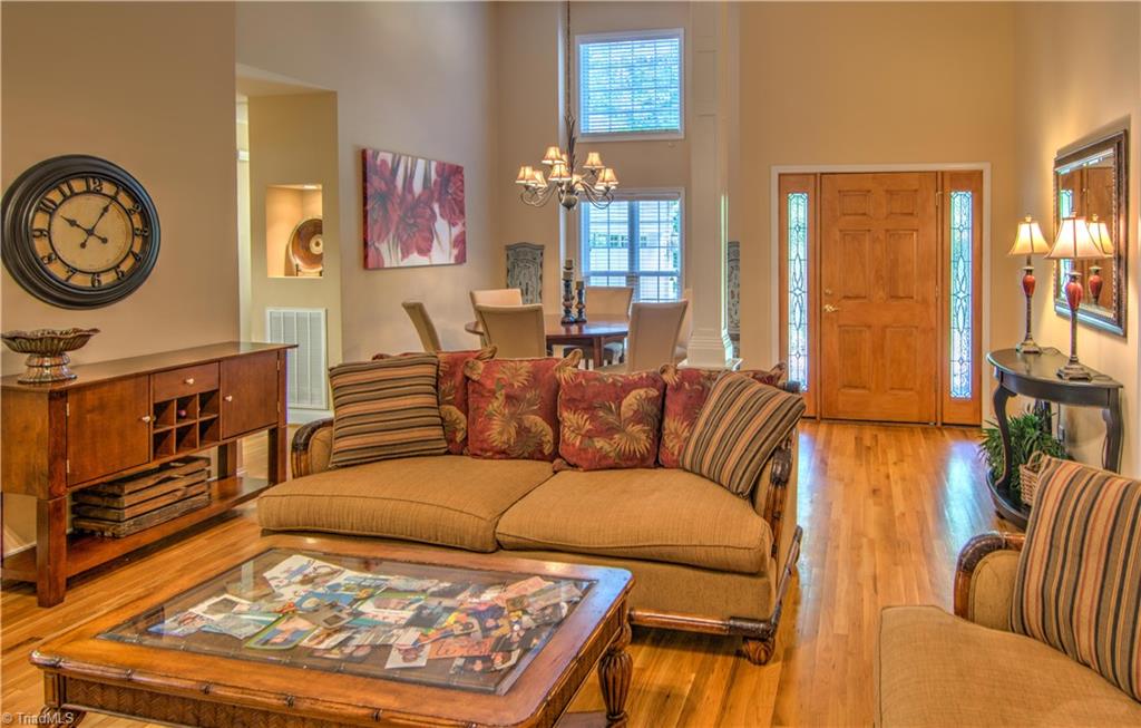 2494 Riverside Drive Lexington, NC 27292 - Photo 7 of 19 Great room & dining