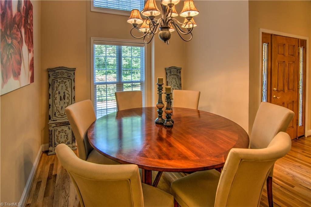 2494 Riverside Drive Lexington, NC 27292 - Photo 8 of 19 Dining