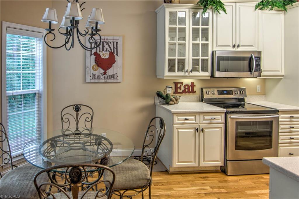 2494 Riverside Drive Lexington, NC 27292 - Photo 9 of 19 Breakfast open to kitchen