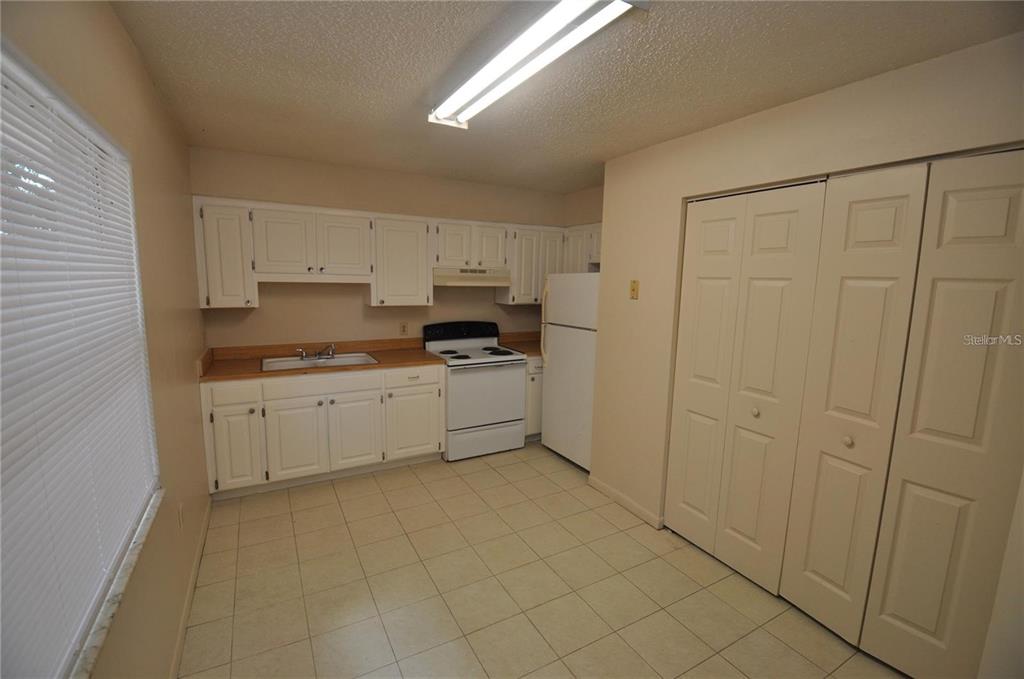 3812 Deeson Road, Unit 2 Lakeland, FL 33810 - Photo 7 of 15 Gallery Image 7
