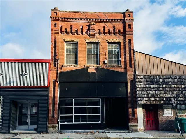 $175,000 | 517 Schoonmaker Avenue, Monessen, PA 15062