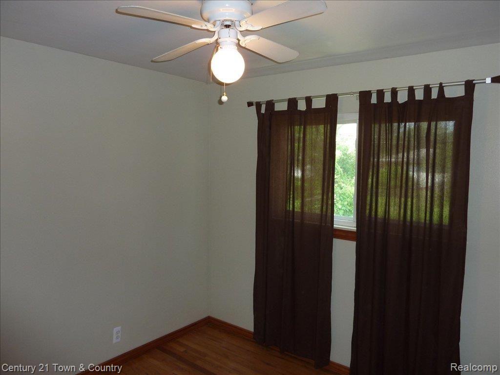 12885 12 Mile Road Warren, MI 48088 - Photo 11 of 21 Bedroom #2