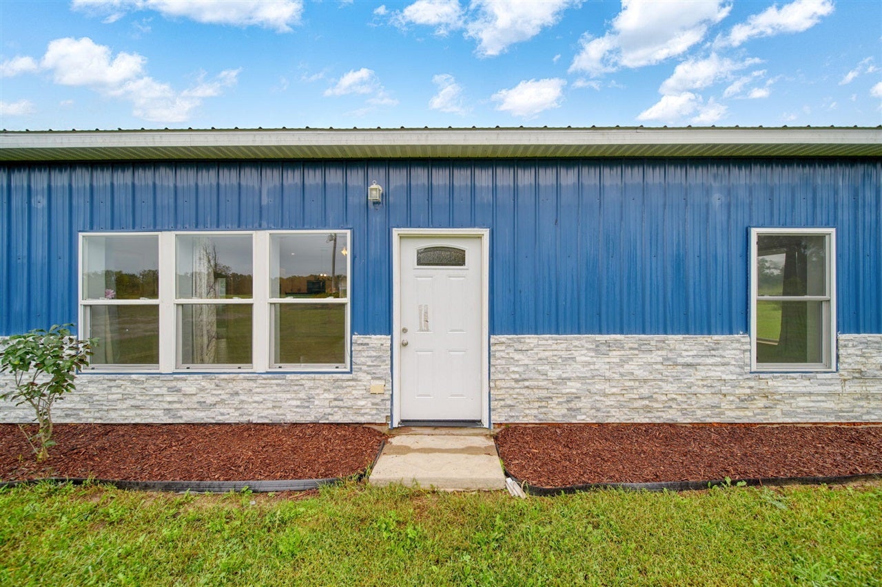 6474 Kennedy Road Munith, MI 49259 - Photo 6 of 44 Gallery Image 6