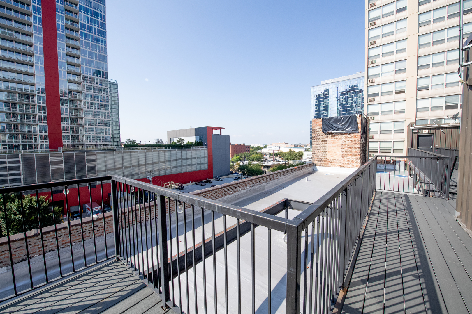 2100 South Indiana Avenue, Unit 112 Chicago, IL 60616 - Photo 14 of 20 Gallery Image 14
