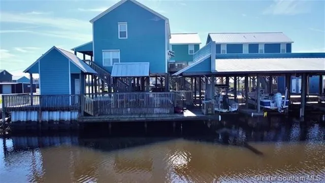 $285,000 | 461 Lake Breeze Road, Hackberry, LA 70645