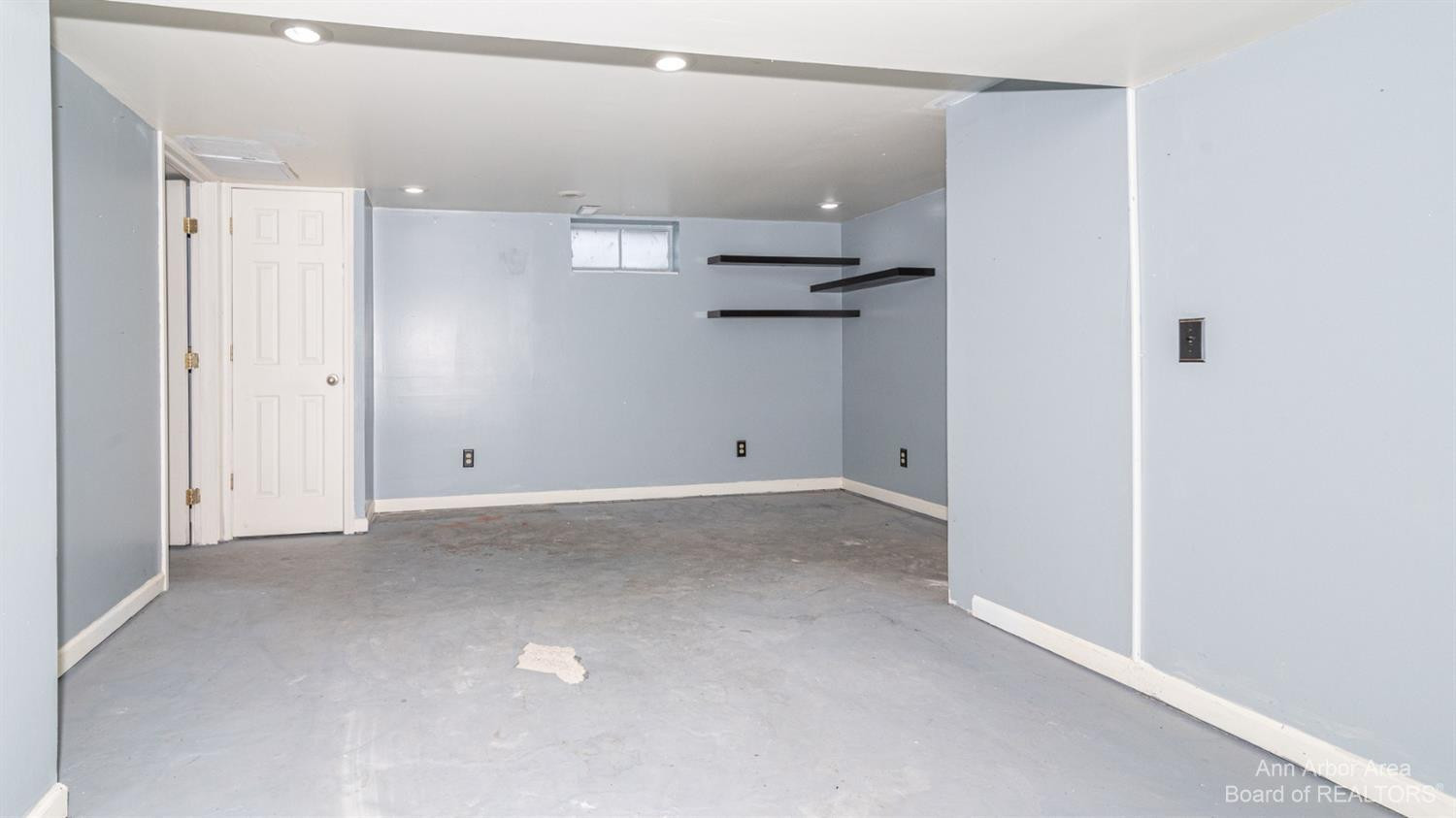 4711 Dexter-Pinckney Road Dexter, MI 48130 - Photo 24 of 30 Lower level bonus room