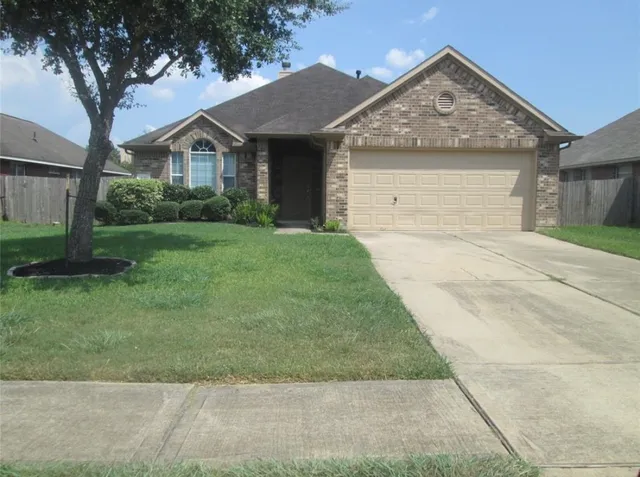 $278,000 | 4015 East Teal Estates Circle, Fresno, TX 77545