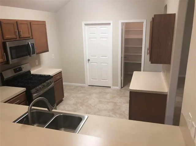 $278,000 | 4015 East Teal Estates Circle, Fresno, TX 77545