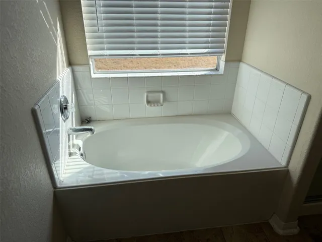 $278,000 | 4015 East Teal Estates Circle, Fresno, TX 77545