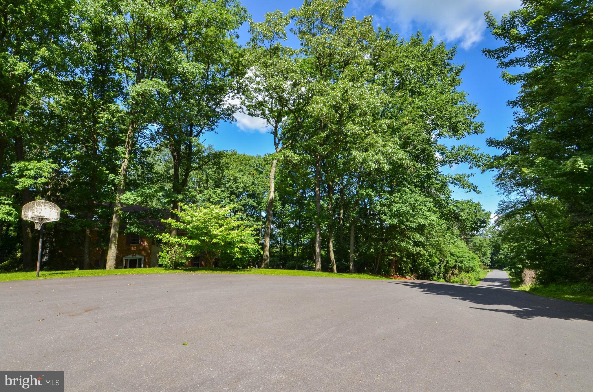 3530 Oak Ridge Drive Slatington, PA 18080 - Photo 28 of 30 Gallery Image 28