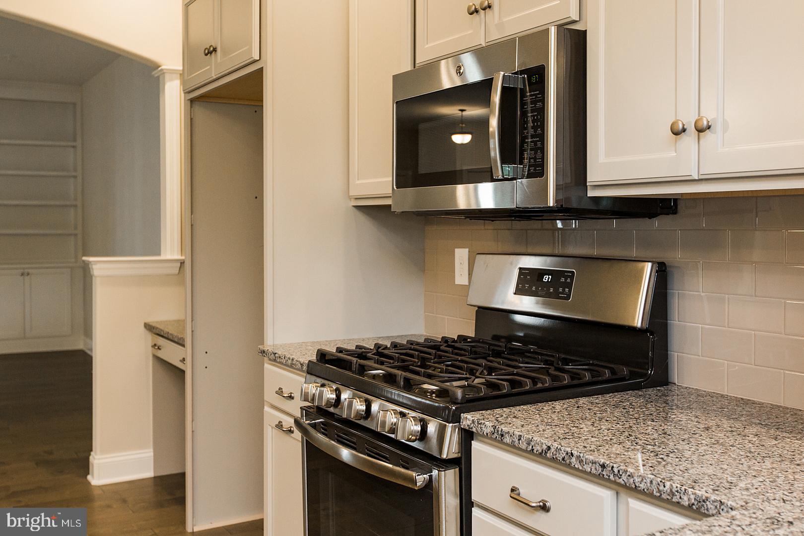 354 Pin Oak Drive, Unit 118 Lititz, PA 17543 - Photo 16 of 30 Gallery Image 16