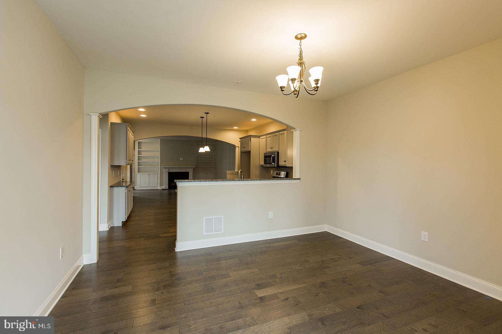 354 Pin Oak Drive, Unit 118 Lititz, PA 17543 - Photo 18 of 30 Gallery Image 18