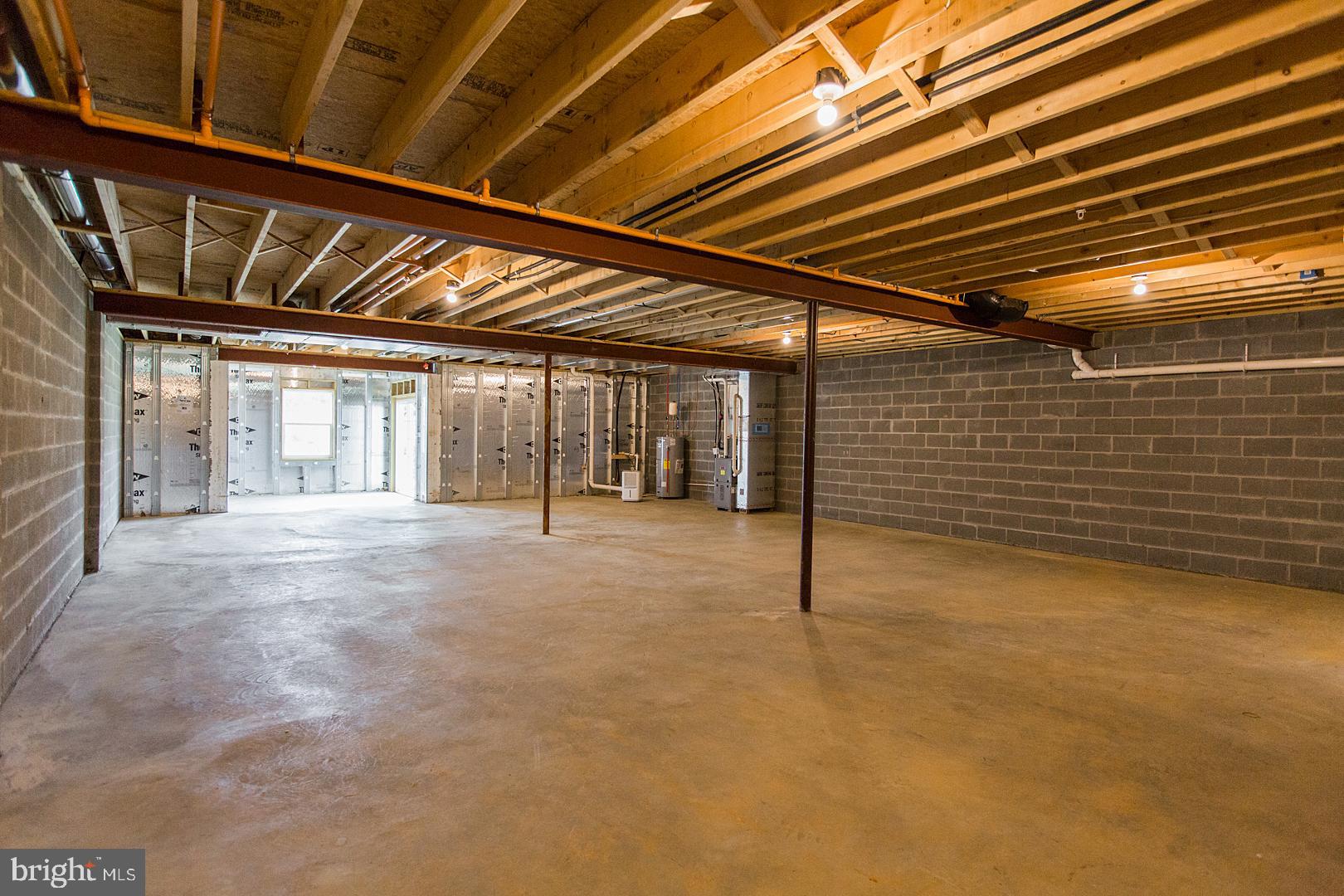 354 Pin Oak Drive, Unit 118 Lititz, PA 17543 - Photo 28 of 30 Gallery Image 28