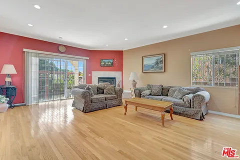 $1,399,000 | 448 West 64th Street, Inglewood, CA 90302