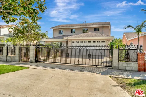 $1,399,000 | 448 West 64th Street, Inglewood, CA 90302
