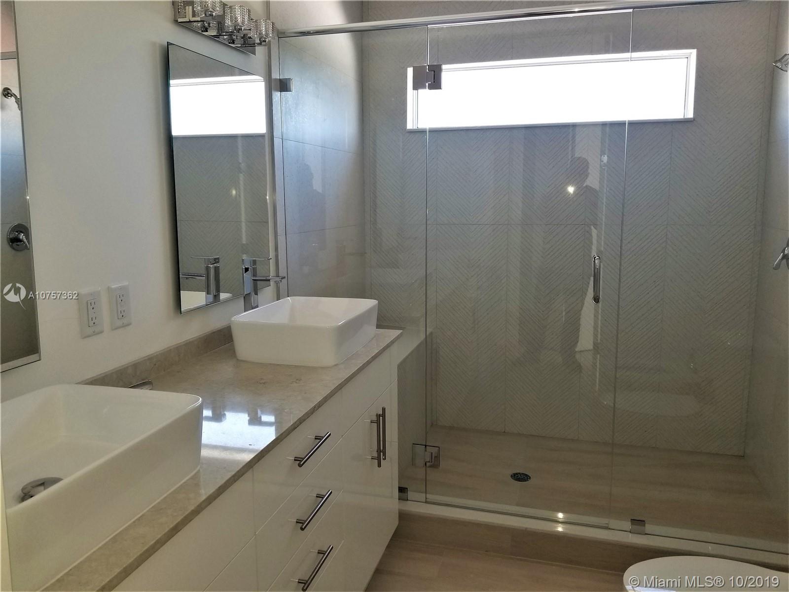 3362 Southwest 23rd Terrace, Unit 3362 Miami, FL 33145 - Photo 4 of 5