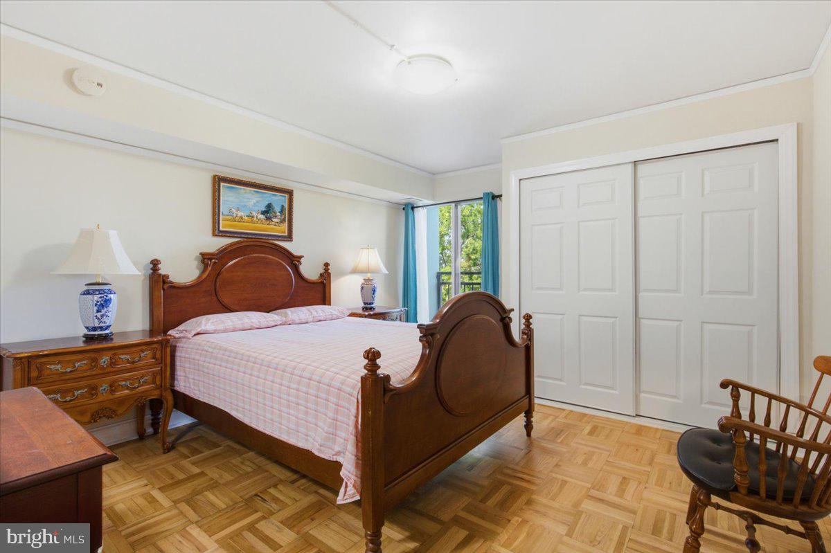 700 7th Street Southwest, Unit 827 Washington, DC 20024 - Photo 12 of 32 Bright and inviting bedroom retreat.