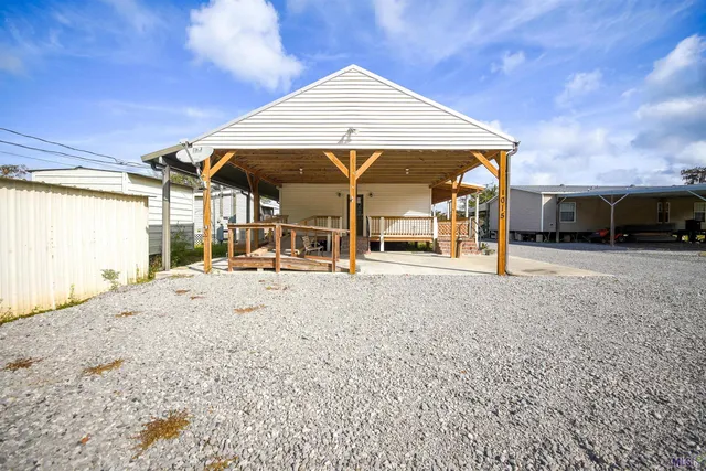 $665,000 | 1015 Eagle Drive, Pierre Part, LA 70339