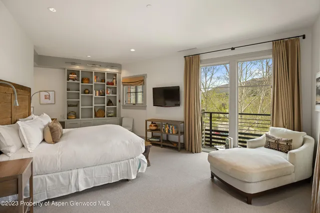 $45,000 | 101 North Spring Street, Unit 302, Aspen, CO 81611