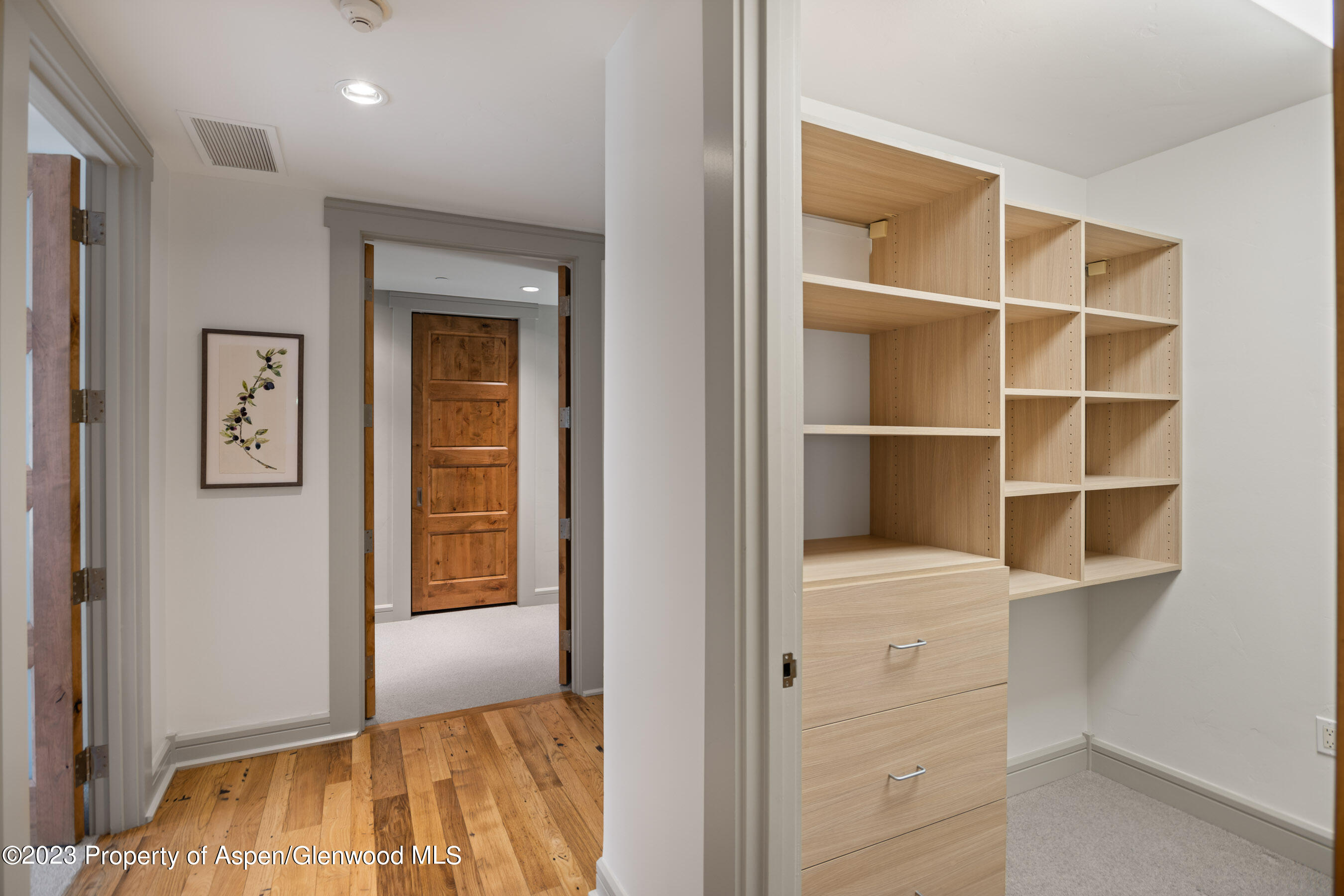 101 North Spring Street, Unit 302 Aspen, CO 81611 - Photo 17 of 27 ObermeyerPlace#302_DASH_23051705