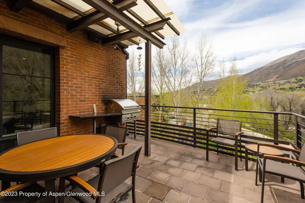 $45,000 | 101 North Spring Street, Unit 302, Aspen, CO 81611