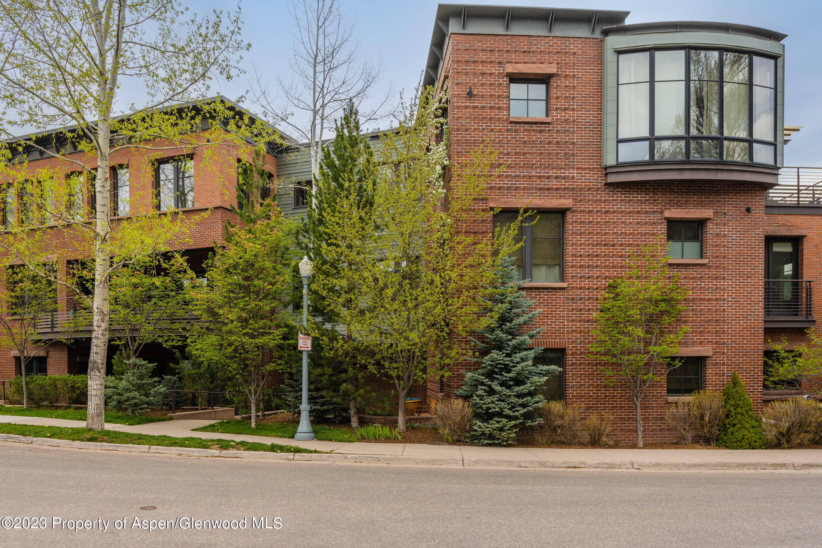 101 North Spring Street, Unit 302 Aspen, CO 81611 - Photo 24 of 27 ObermeyerPlace#302_DASH_23051726