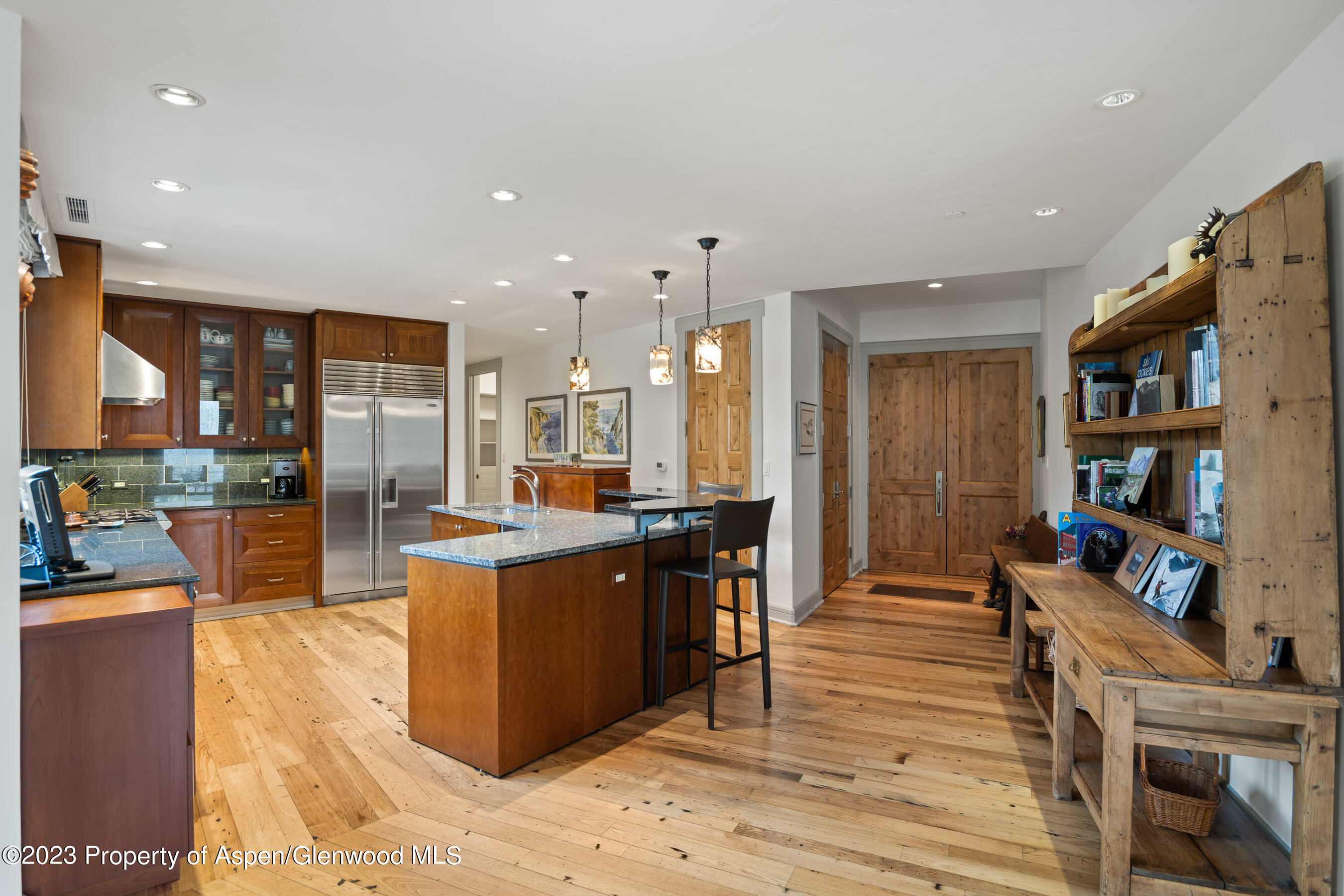 101 North Spring Street, Unit 302 Aspen, CO 81611 - Photo 7 of 27 ObermeyerPlace#302_DASH_23051710