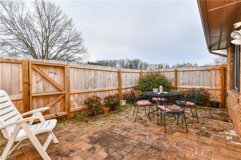 4900 A Tower Road Greensboro, NC 27410 - Photo 12 of 13 Gallery Image 12