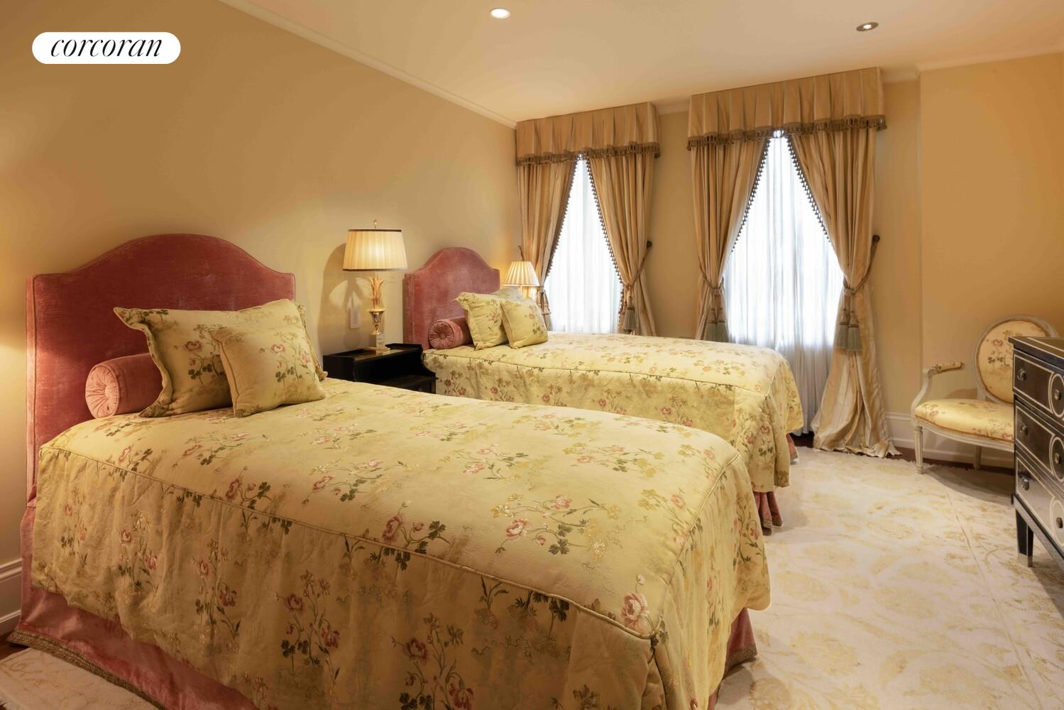 15 East 69th Street, Unit 9A Manhattan, NY 10021 - Photo 12 of 21