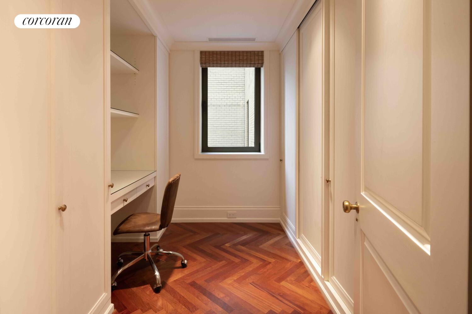 15 East 69th Street, Unit 9A Manhattan, NY 10021 - Photo 18 of 21