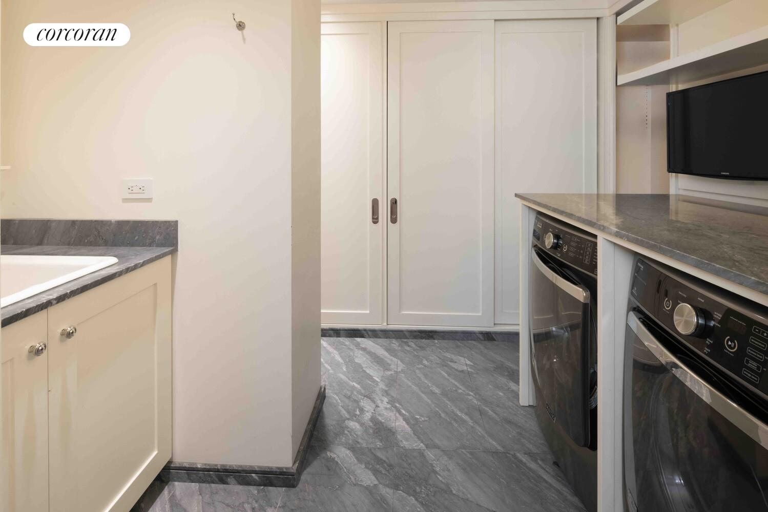 15 East 69th Street, Unit 9A Manhattan, NY 10021 - Photo 19 of 21