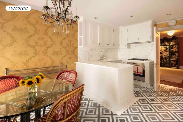 $9,995,000 | 15 East 69th Street, Unit 9A | Lenox Hill