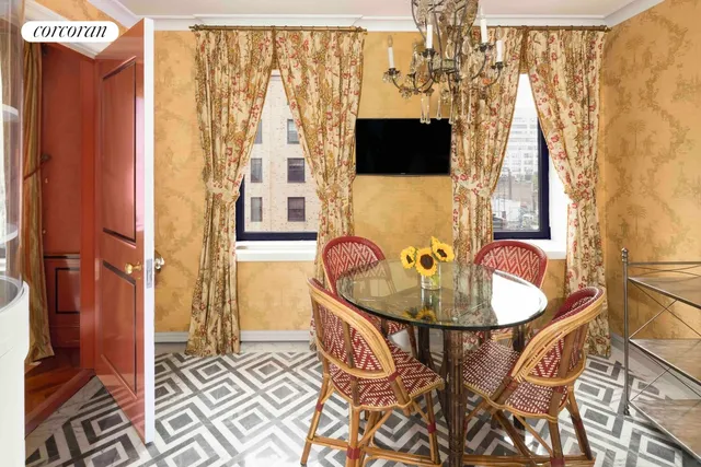 $9,995,000 | 15 East 69th Street, Unit 9A | Lenox Hill