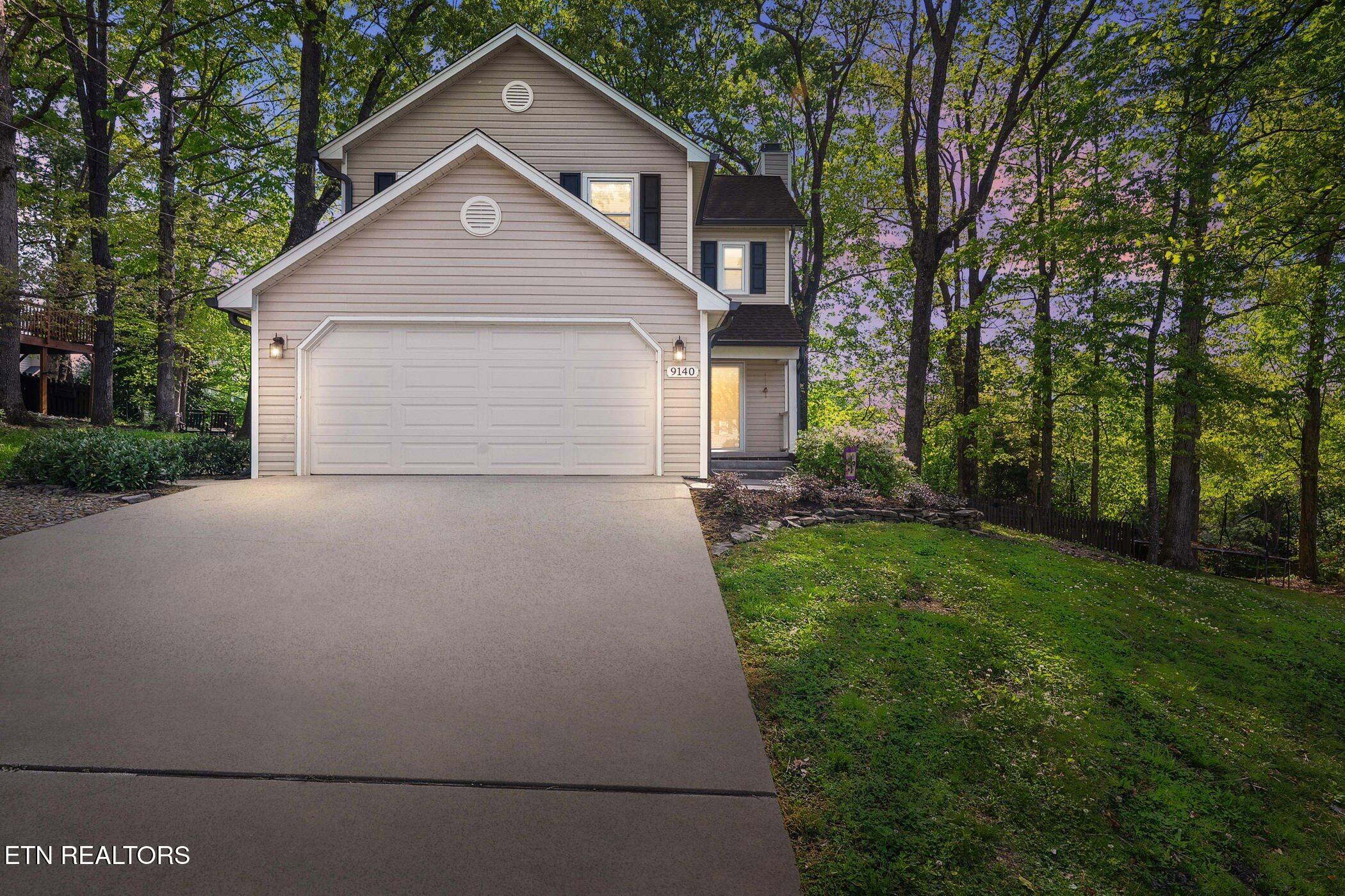 9140 Colchester Ridge Road Knoxville, TN 37922 - Photo 5 of 35 Front