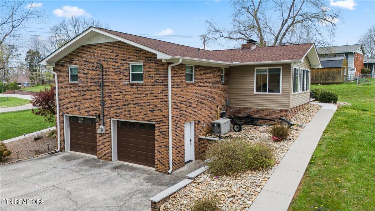 2404 Cunningham Road Knoxville, TN 37918 - Photo 42 of 50 Gallery Image 42
