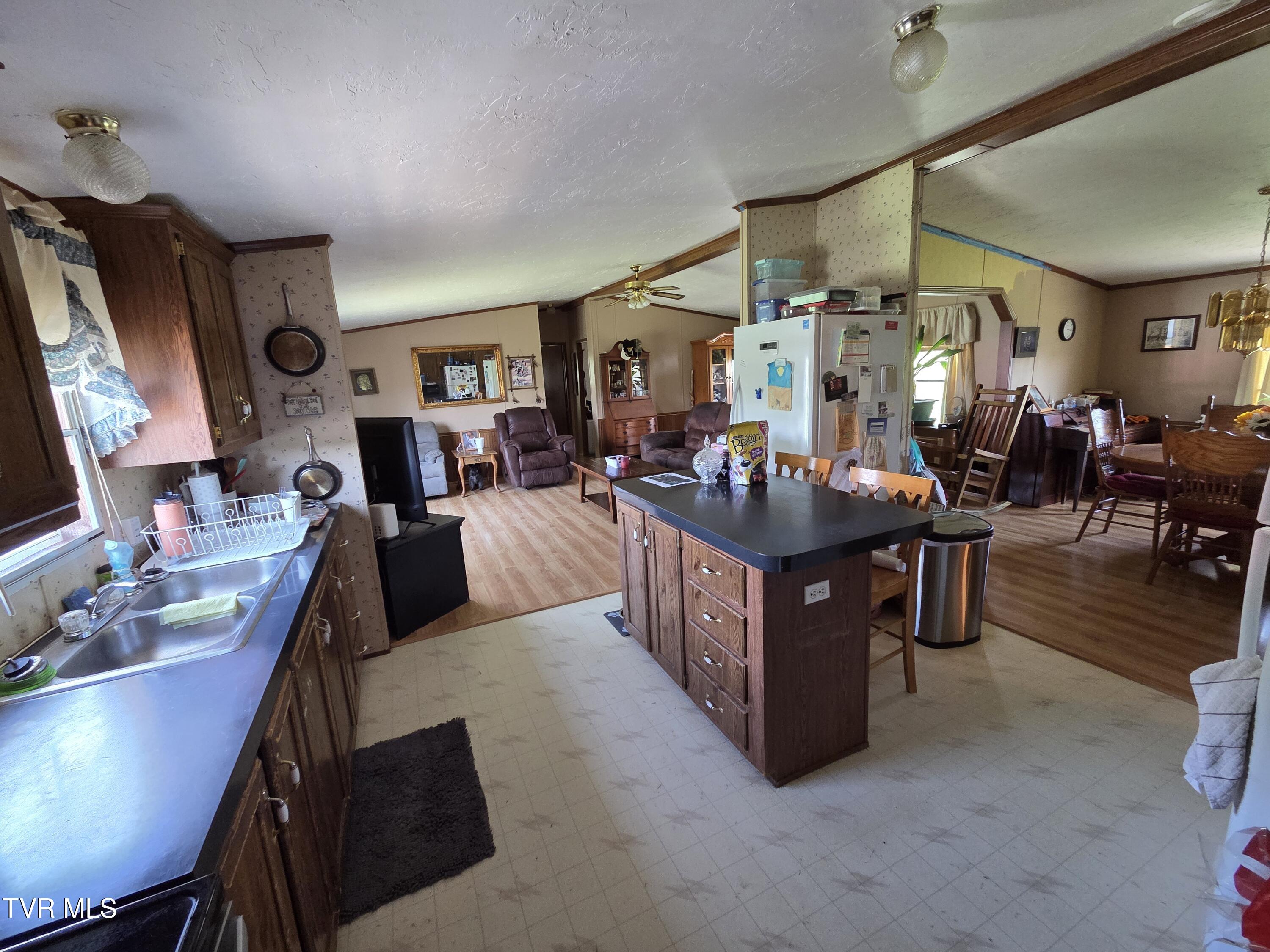 114 Miller Street Limestone, TN 37681 - Photo 29 of 49 25