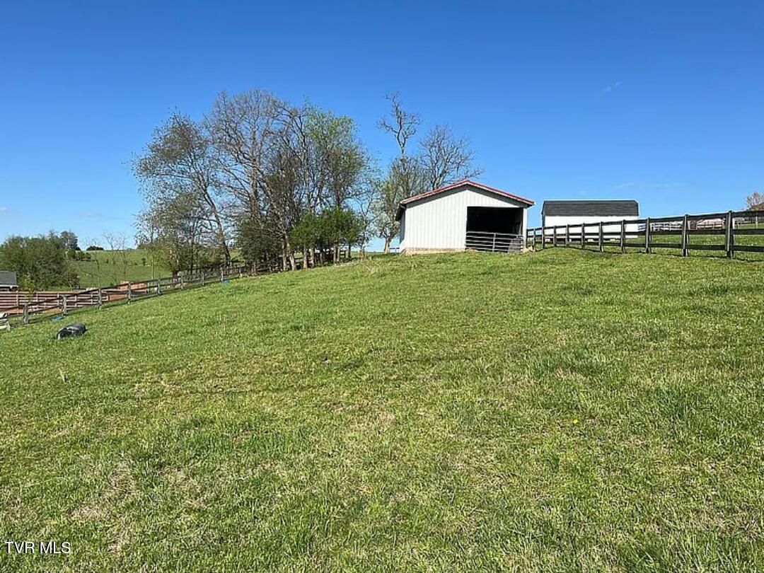 114 Miller Street Limestone, TN 37681 - Photo 4 of 49 Screenshot_20250904_152528_Chrome