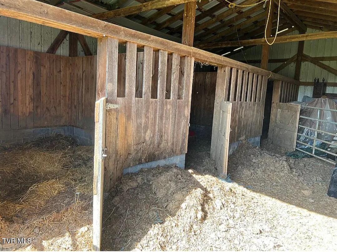 114 Miller Street Limestone, TN 37681 - Photo 5 of 49 Screenshot_20250904_152536_Chrome