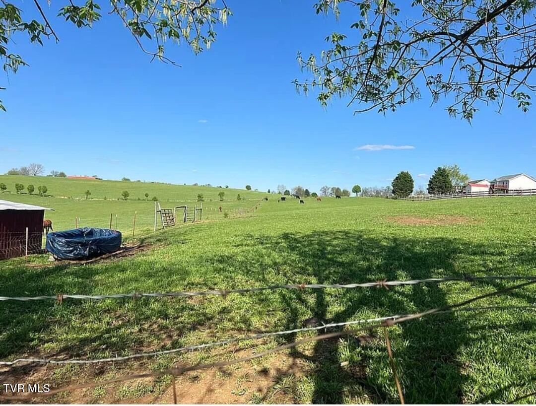 114 Miller Street Limestone, TN 37681 - Photo 8 of 49 Screenshot_20250904_152551_Chrome