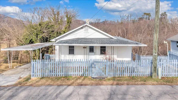 $191,493 | 1925 Willis Street, Salem, VA 24153