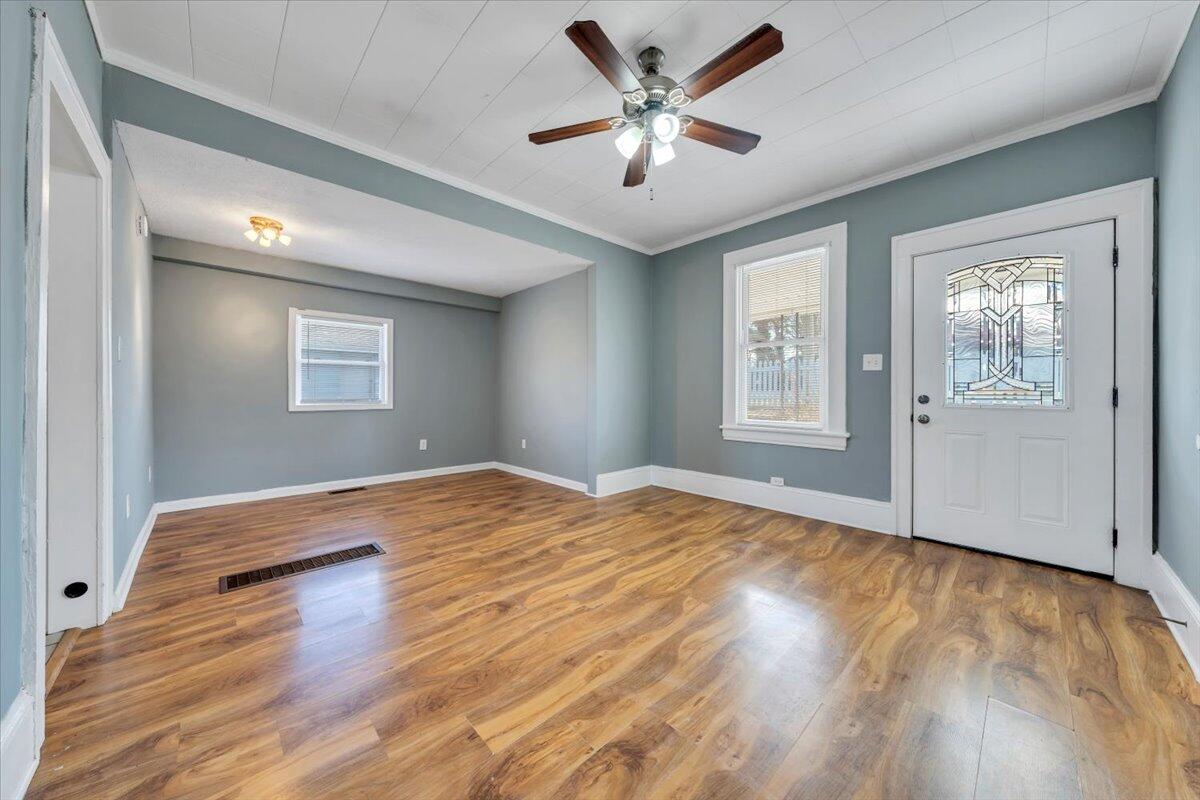 1925 Willis Street Salem, VA 24153 - Photo 6 of 22 05-MIB06645