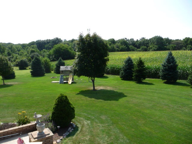 7181 Hawthorne Ridge Roscoe, IL 61073 - Photo 4 of 25 Gallery Image 4