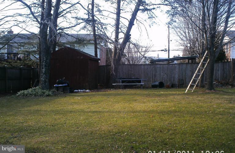 11607 Roulade Place Clinton, MD 20735 - Photo 1 of 7 Backyard