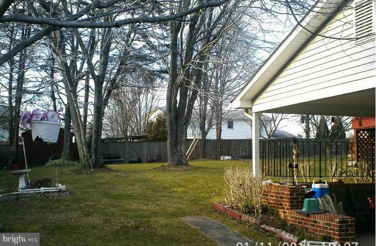 11607 Roulade Place Clinton, MD 20735 - Photo 4 of 7 Exterior (General)