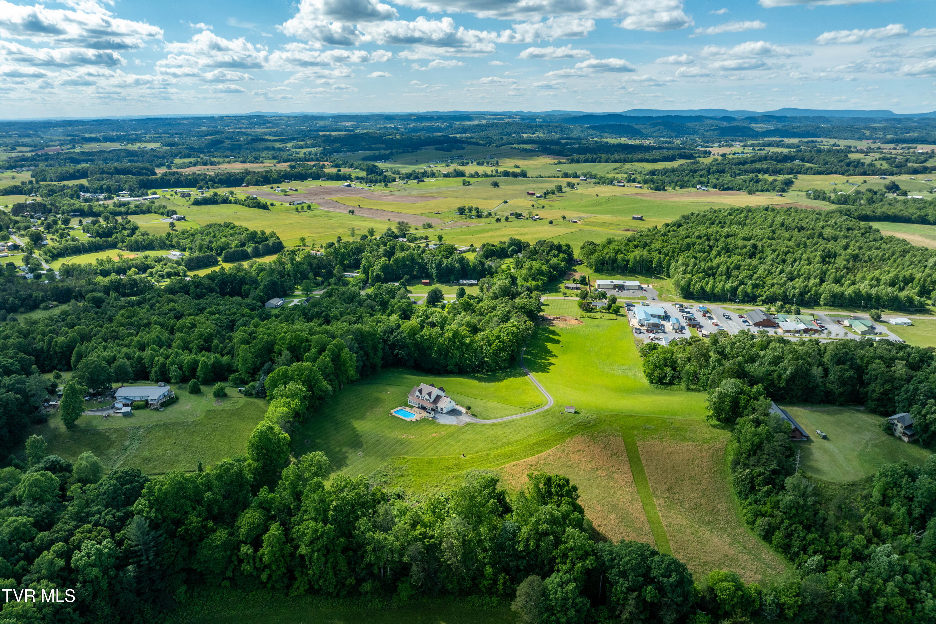 7540 Erwin Highway Chuckey, TN 37641 - Photo 73 of 77 7540 Erwin Hwy (47 of 146)